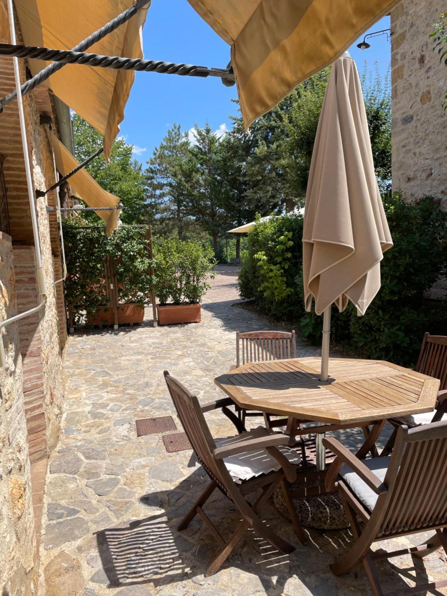 Il Colombaio Winery & Rooms Monteriggioni Ngoại thất bức ảnh