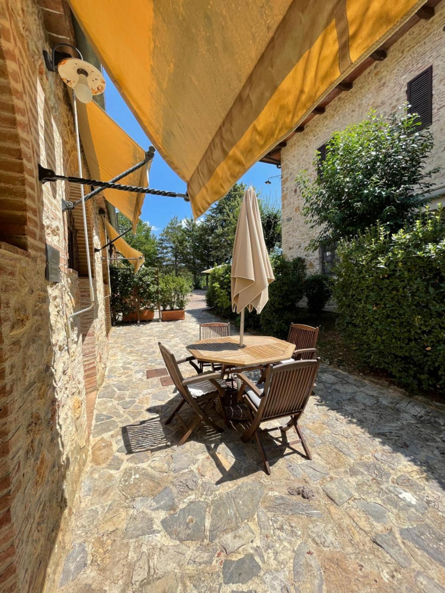 Il Colombaio Winery & Rooms Monteriggioni Ngoại thất bức ảnh